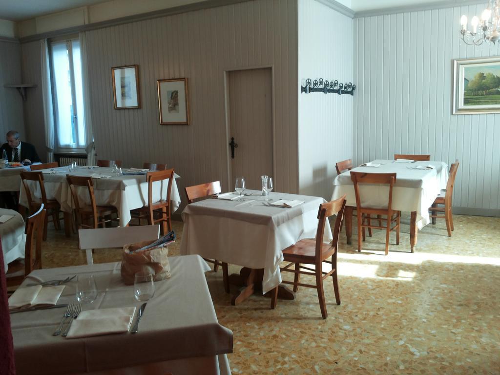 Albergo Il Gembro Sondrio Luaran gambar